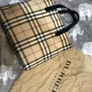 Burberry used women’s authentic handbag